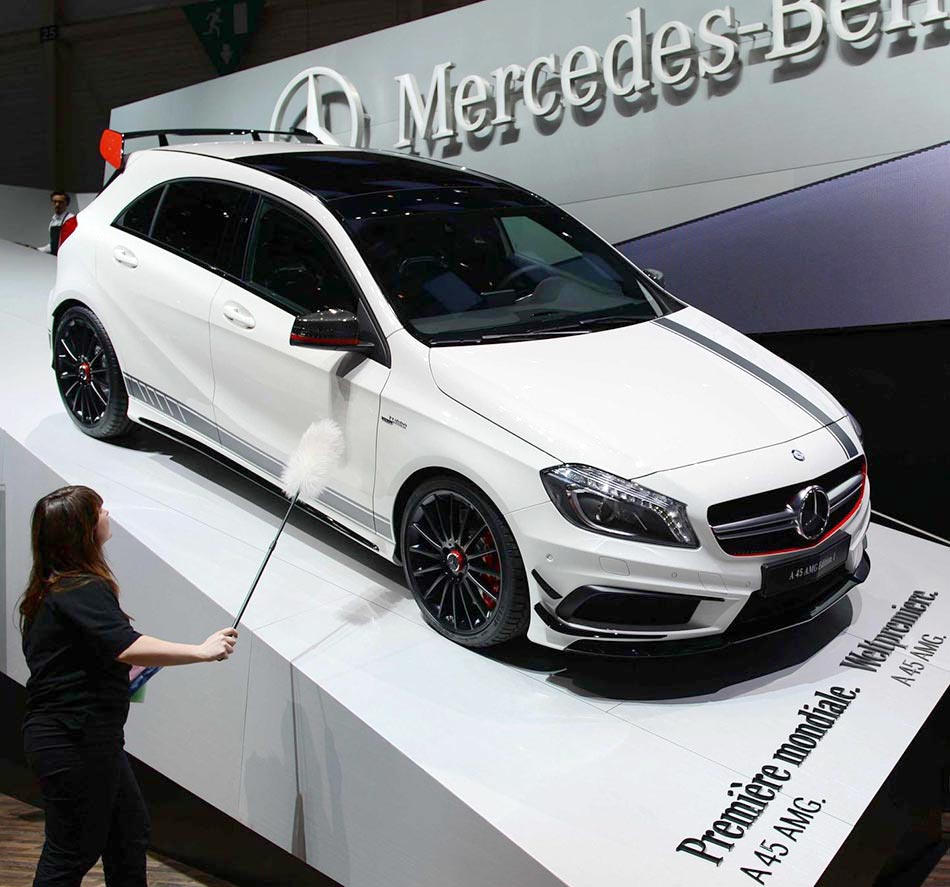 Mercedes debuts new A45 AMG at Geneva auto show 2013