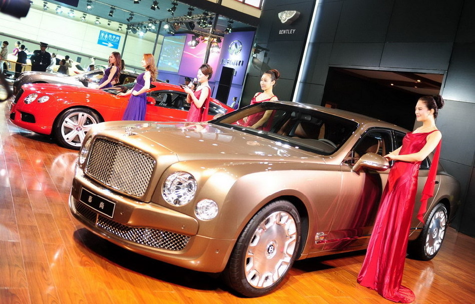 Zhengzhou intl auto show sees record car sales