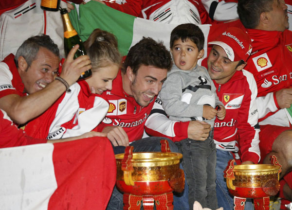 Alonso imperious in F1 Shanghai Grand Prix win