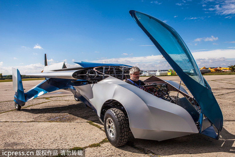 Slovak flying car