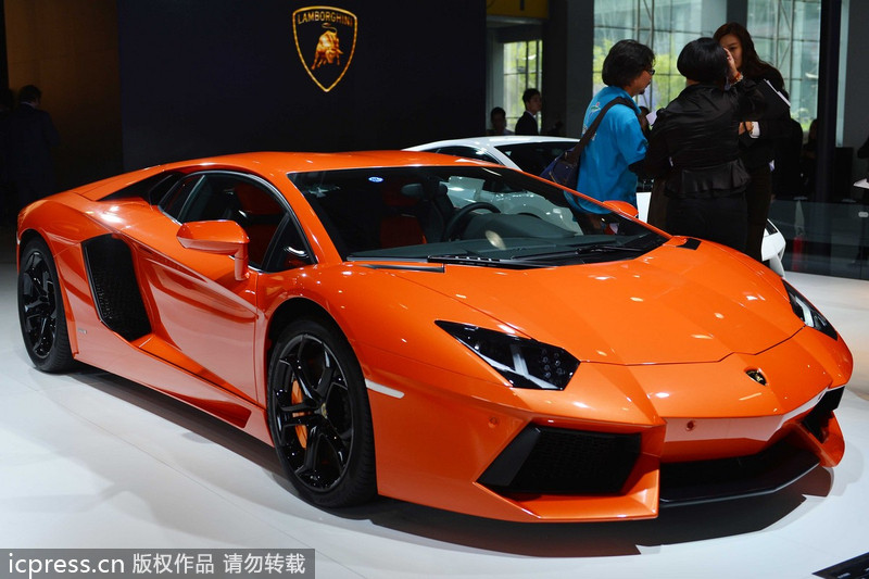 Luxury cars dazzle at Auto Guangzhou 2013