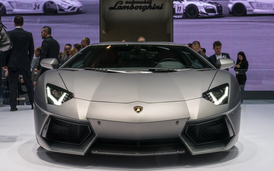 Hot new cars at Geneva Motor Show 2014