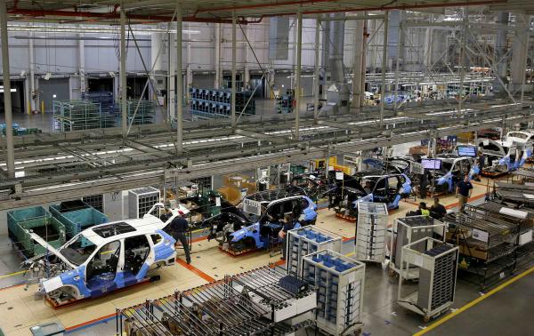 BMW to invest $1b to expand US production by 50%