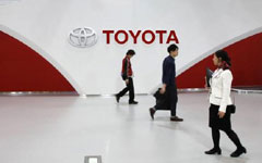 Toyota recalls 466,000 vehicles globally