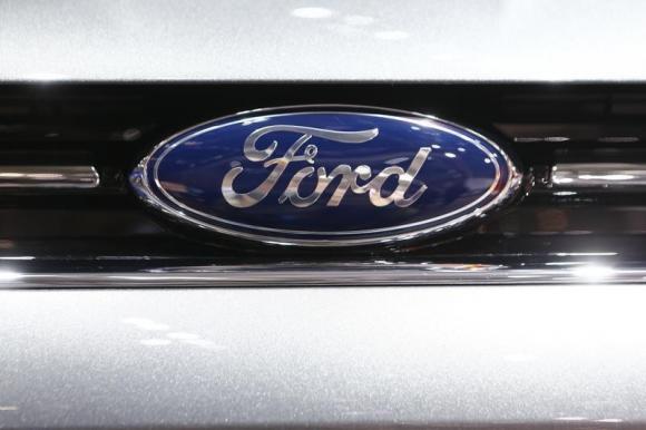 Ford lowers fuel economy rating for six vehicles