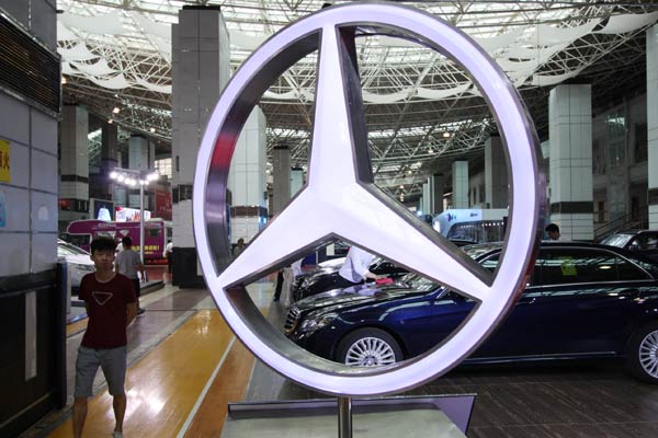 New Benz 'menu' for transparent service pricing