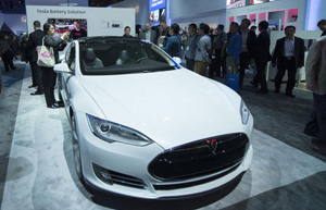 Tesla, China Unicom to build charging outlets across China