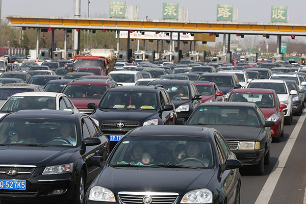 Beijing considers congestion charging to alleviate traffic ills