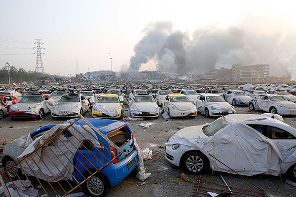 Almost ten thousand new cars ruined in Tianjin blasts