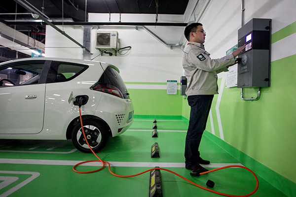 Development of charging facility network speeds up