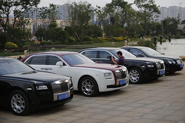 Luxury auto market feels the sting of China's slowdown