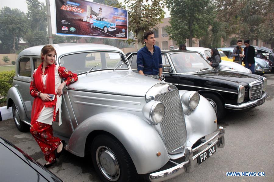 7th Vintage Classic Car Rally held in Pakistan's Peshawar