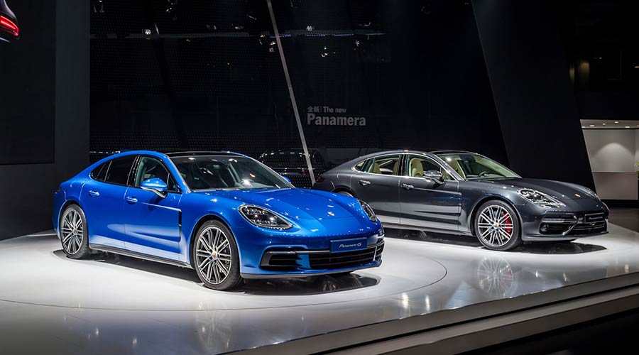 Porsche's new Panamera hits Auto Guangzhou 2016