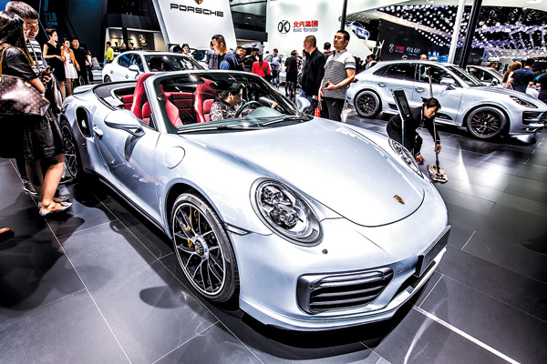 Porsche joins race for electric vehicles