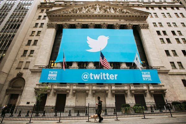 Twitter shares soar 92% in frenzied NYSE debut