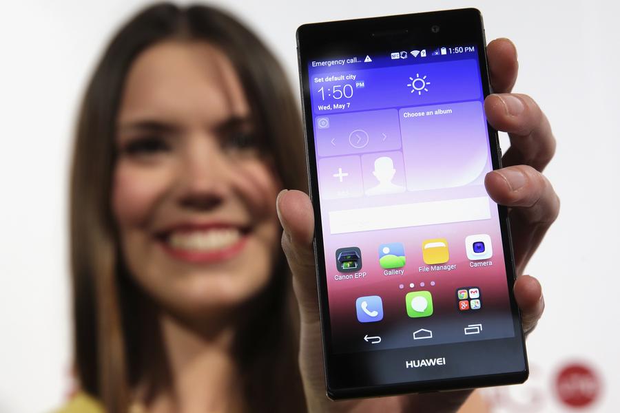 Huawei debuts world's slimmest phone in Paris
