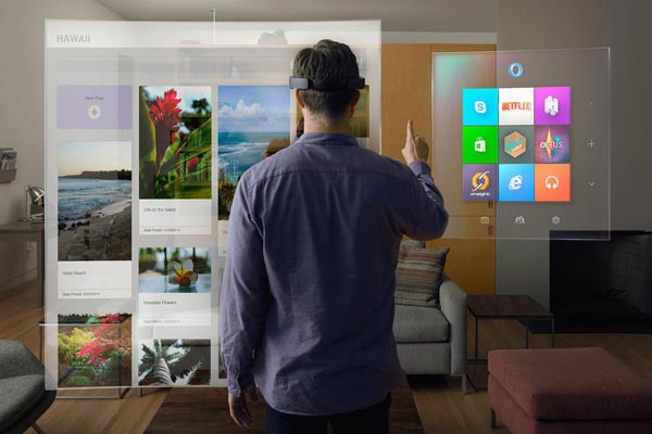 Microsoft shows off Windows 10 and 'HoloLens'