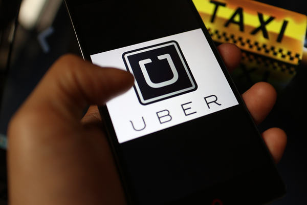 Uber China closes $1b funding round