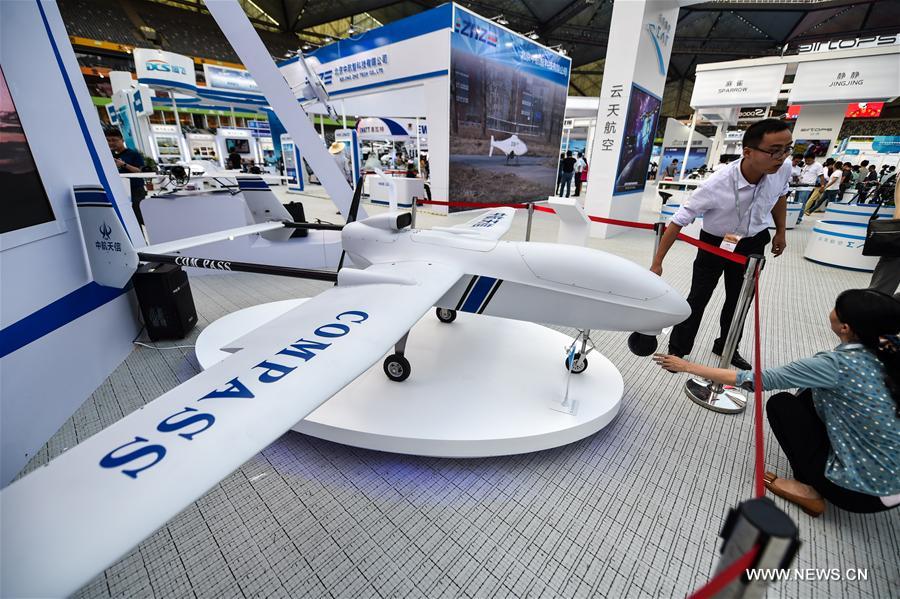 Drones attract crowds at China Hi-tech Fair