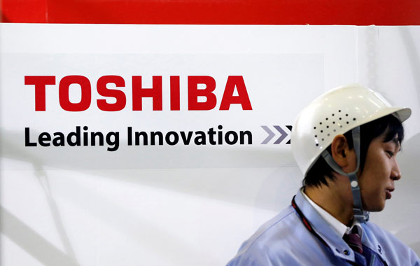 Toshiba discusses options as reports swirl about chip sale