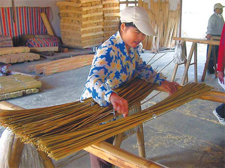 Sichuan bamboo enterprise a first