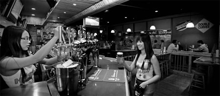Hooters opts for slightly more conservative approach