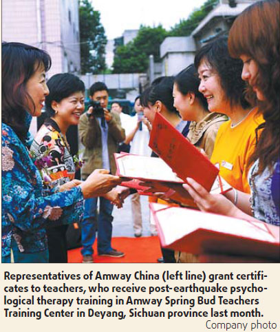 Amway workshop helps Sichuan teachers, kids