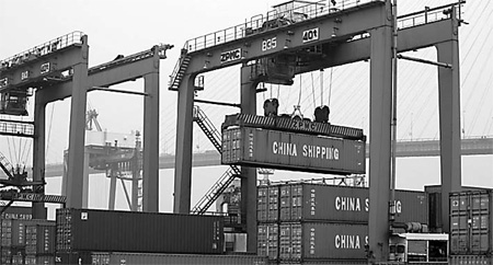 Ports are lashed in trade turmoil