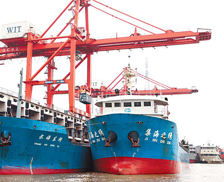 Hubei plans to develop massive port