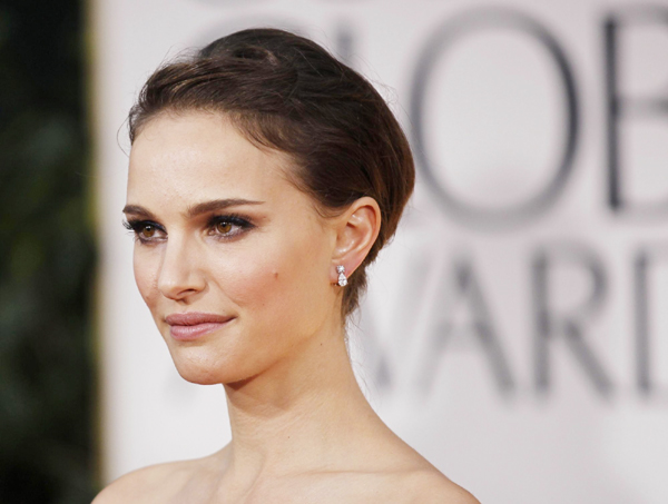 Natalie Portman attends Golden Globe Awards