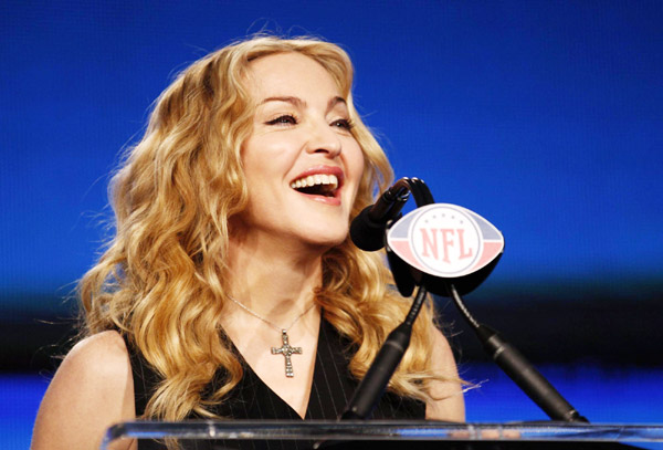 Madonna promotes Super Bowl show