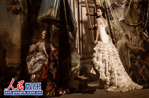 Zhang Xinyi on magazine cover