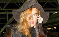 Actress Lindsay Lohan leaves rehab after 90 days