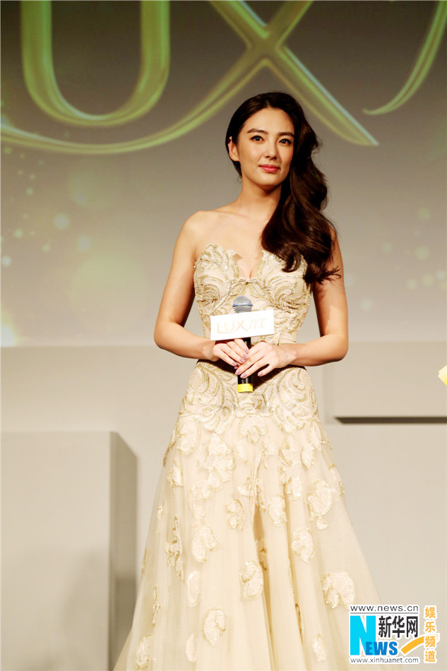 Zhang Yuqi attends commercial event in Shanghai