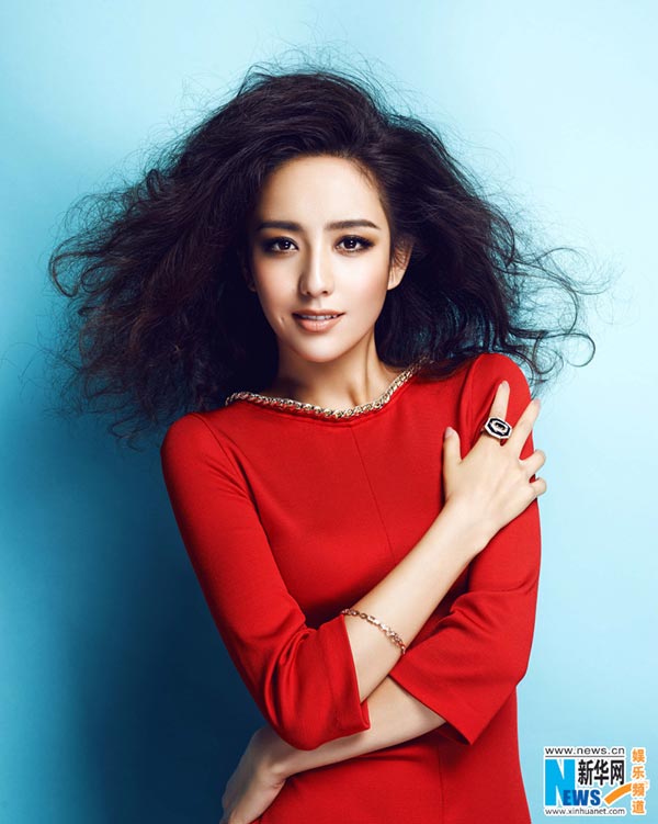 Tong Liya's ever-changing beauty look
