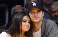 Actors Ashton Kutcher, Demi Moore finalize divorce