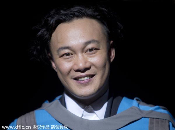 Hong Kong pop singer awarded honorary degree of Kingston University