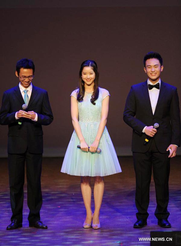 'Milk Tea' girl hosts Spring Festival gala of universities in US