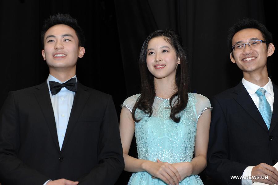 'Milk Tea' girl hosts Spring Festival gala of universities in US