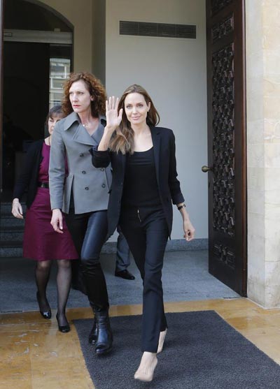 Jolie meets with Lebanon's Prime Minister