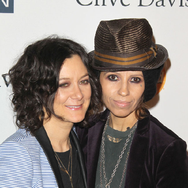 Linda Perry marries Sara Gilbert