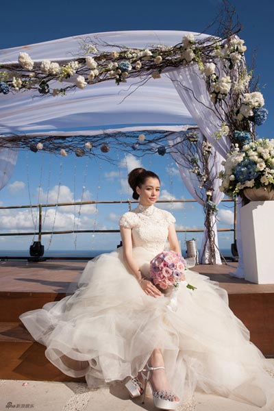 Wedding photos of Taiwan actress Vivian Hsu