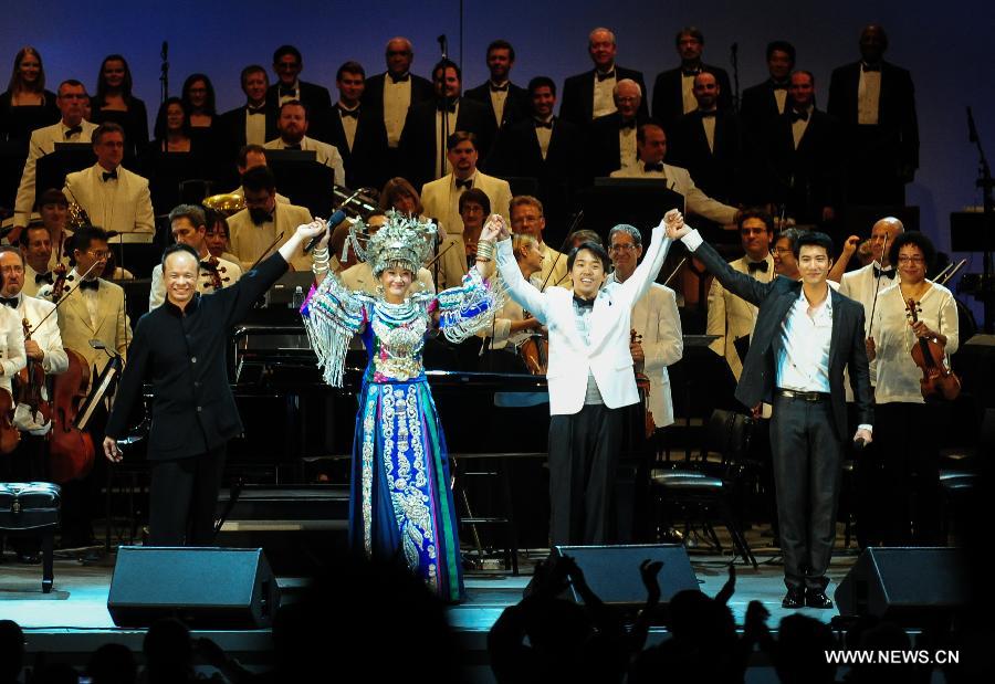 Song Zuying, Leehom Wang perform at Hollywood Bowl