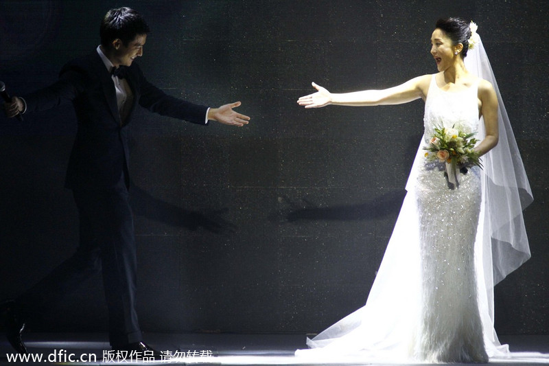 Zhou Xun weds boyfriend Archie David Kao