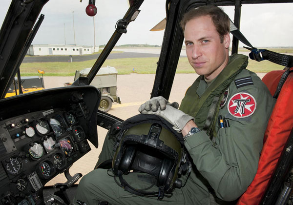 Prince William to become air ambulance helicopter pilot