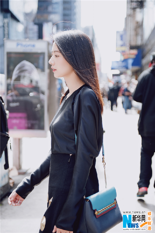 Street snapshots of Gao Yuanyuan in New York