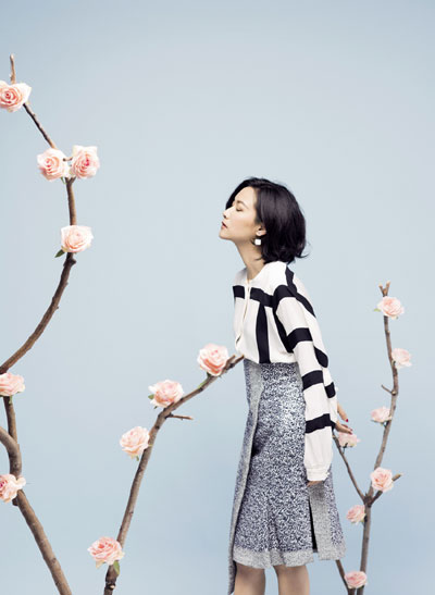 Xu Jinglei graces fashion magazine