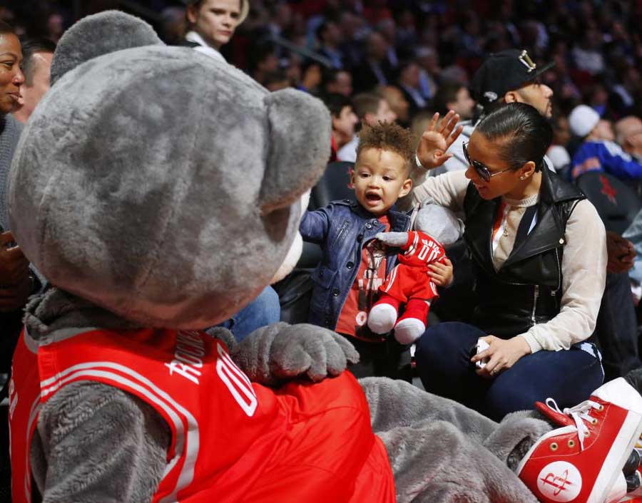 Courtside celebrities