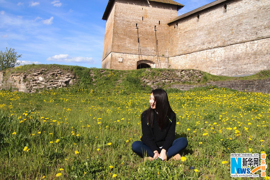 Gao Yuanyuan releases travel photos