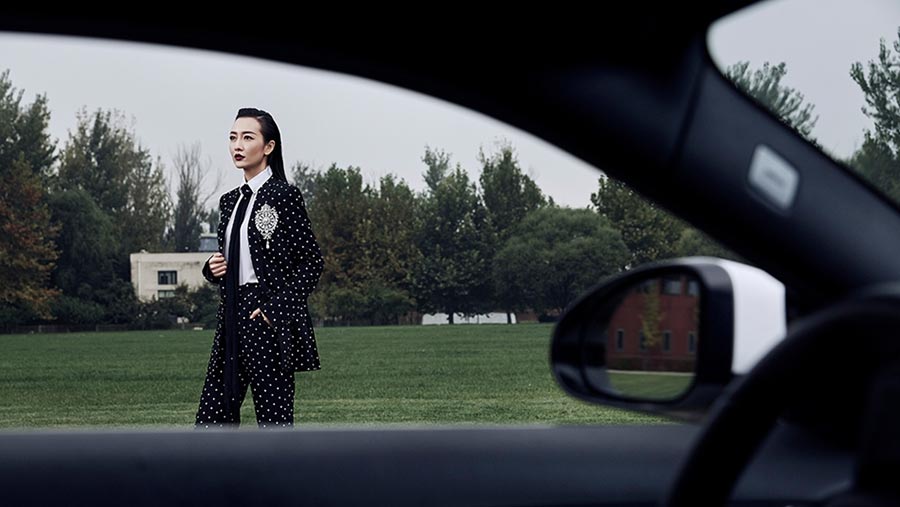 Actress Wang Ou poses for <EM>Car</EM> magazine